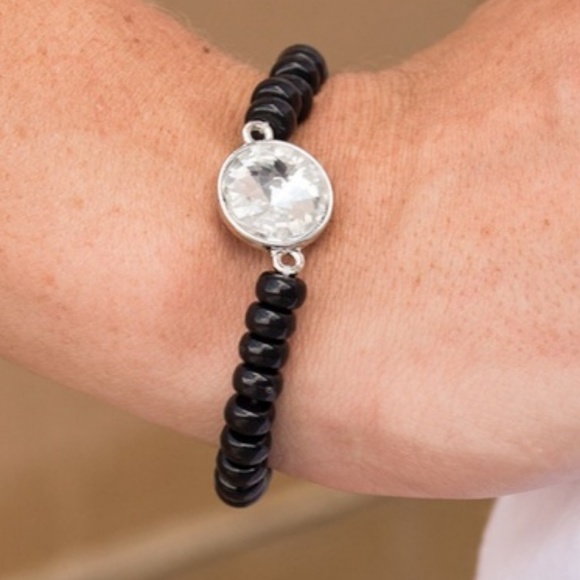 Paparazzi Jewelry - Paparazzi Bracelet ONLY $5